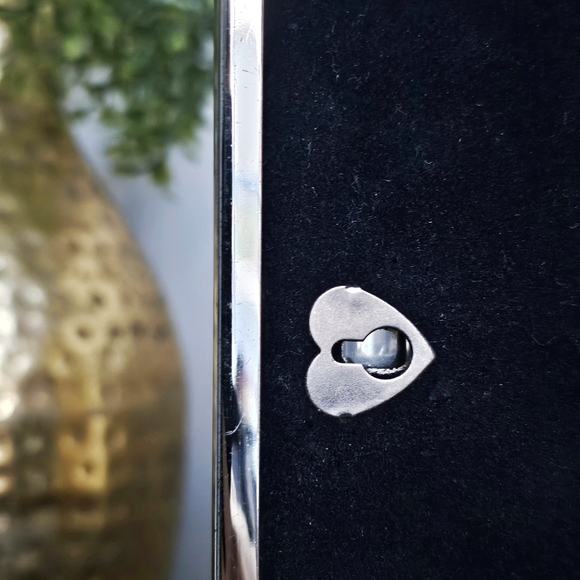 Vintage Silver Chrome Floral Metal Picture Frame Velvet Back Embossed Design - Picture 12 of 16